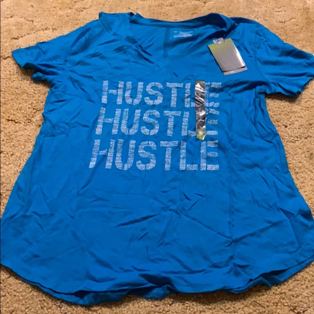women’s workout shirt